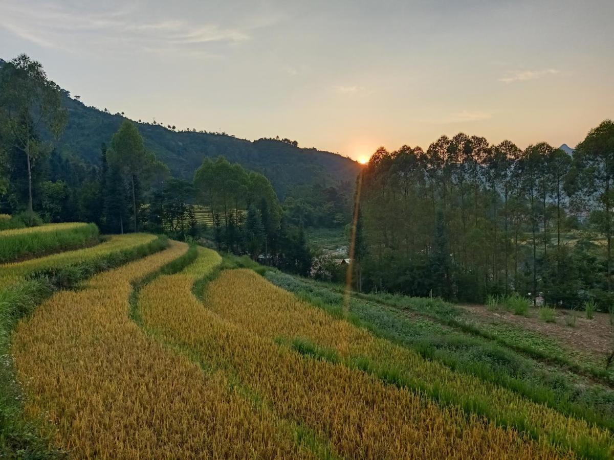 Dong Van Hmong Homestay Bagian luar foto